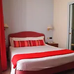 Piccolo Hotel